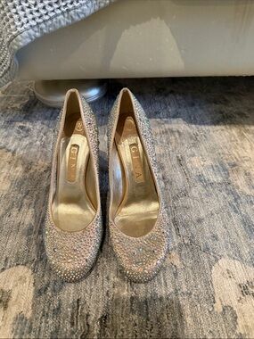 Gina pumps gorgeous beaded sz 6 preowned